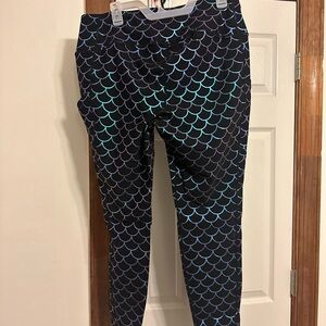 Torrid Leggings with Blue and Purple Hue Scale Pattern
